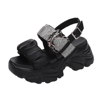 2022 Новые летние женские сандалии с мягкой толстой подошвой, водонепроницаемая платформа, уличная модная красная обувь для женщин, босоножки на высоком каблуке