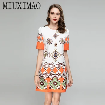 MIUXIMAO/ 2023 Высококачественное весенне-летнее платье с коротким рукавом и круглым вырезом, модное мини-платье с бриллиантами, женская одежда