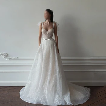 Великолепное кружевное свадебное платье с вырезом в виде сердечка и шлейфом с бантами на поясе и пуговицах сзади Свадебное платье