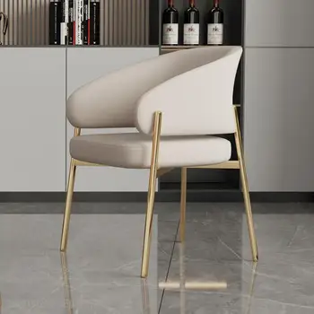 Высококачественный легкий обеденный стул класса люкс из нержавеющей стали, Дизайнерский домашний минималистичный стул в кремовом стиле, Кожаный стол для макияжа
