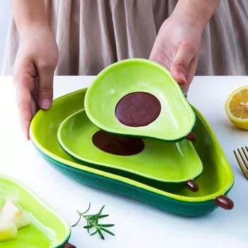 Керамическая посуда Симпатичная тарелка в форме авокадо, индивидуальность, фруктовый салатник, сетка, фруктовая тарелка в виде сердца красной девушки, японский набор посуды