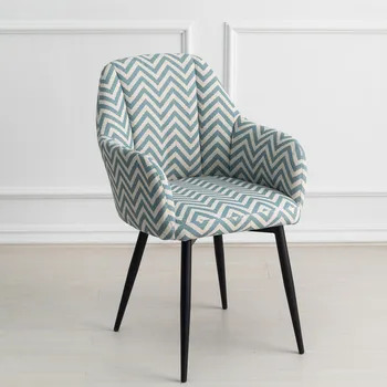 Обеденные стулья в скандинавском стиле со спинкой Простое кресло для отдыха из массива дерева Стулья для спальни Современный односпальный диван-кресло Мебель для столовой