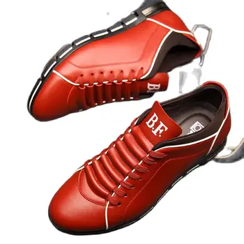 Повседневная мужская обувь JIESHAO Мужская мода Корейская версия британского спортивного стиля большого размера Мужская обувь Four Seasons